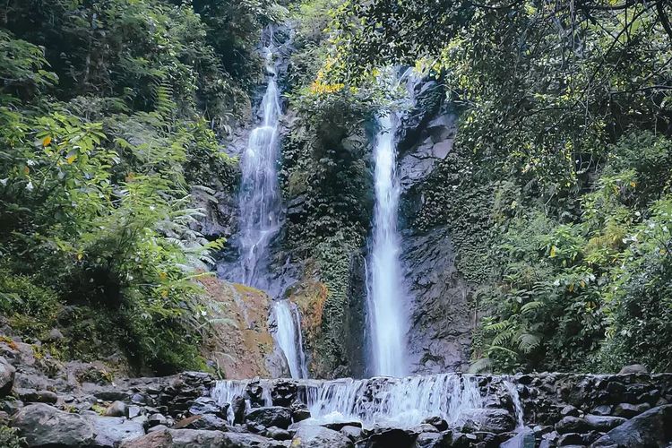 4 Wisata Air Terjun di Cisarua, Puncak, Bogor