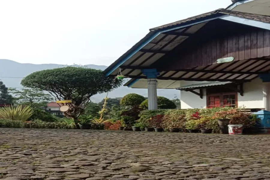 Villa Cisarua 009, Batu Layang