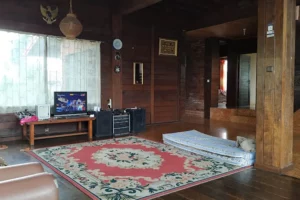 Villa Cisarua 0010, Batu Layang