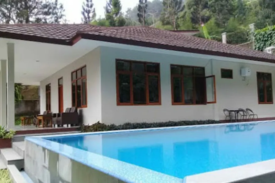 Villa Megamendung 037, Cilember